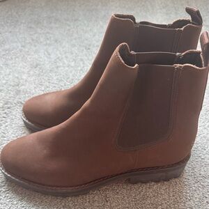 New W/O tags Mens Thursday Boot Company legend chelsea leather boots-size 8